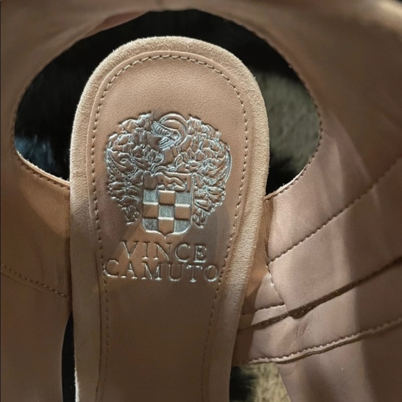 Blush pink Vince Camuto heels. - Picture 4 of 7